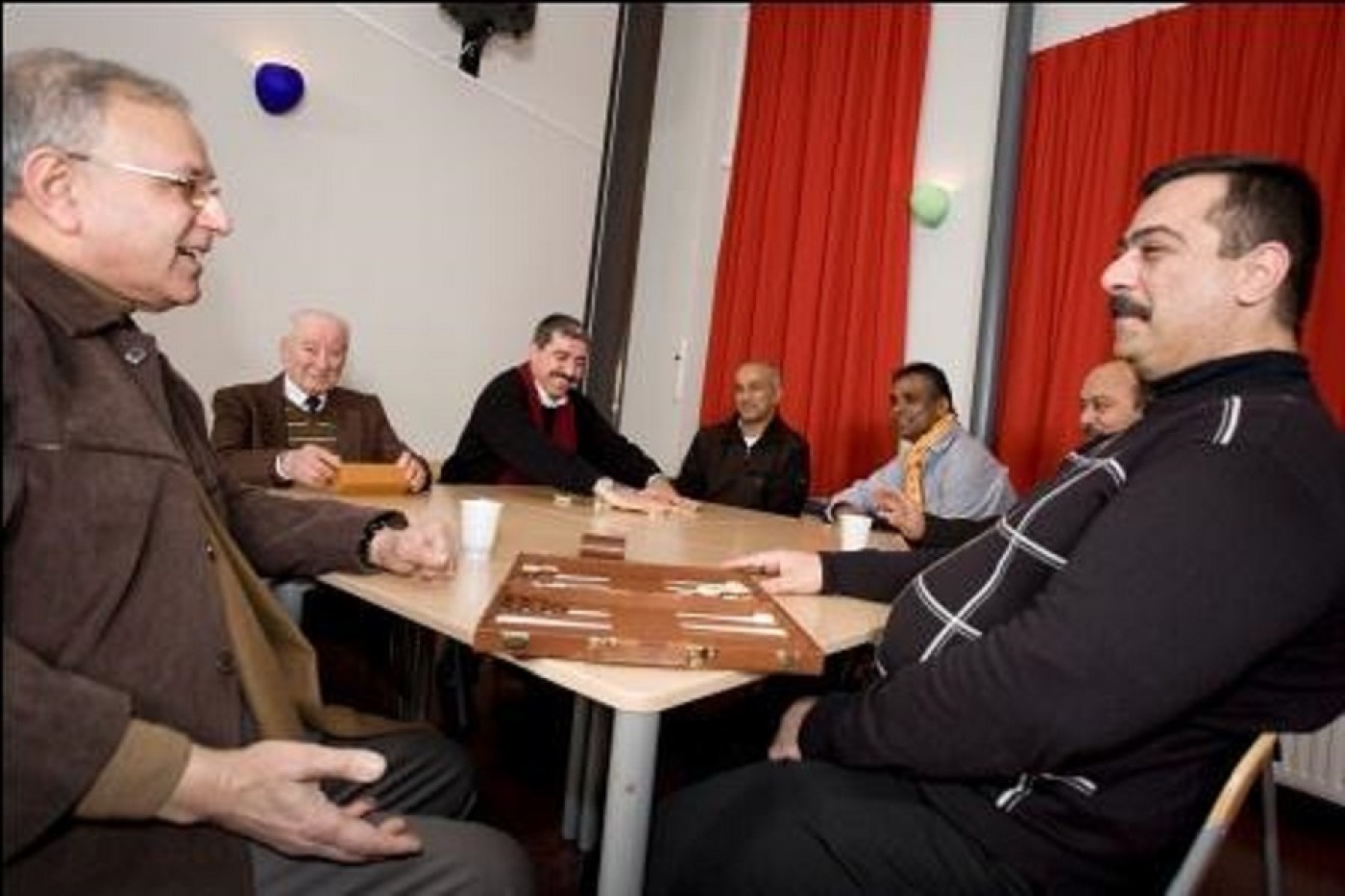 Vacature Sociaal werker met aandachtsgebied senioren met een migratie achtergrond in Alphen aan den Rijn.